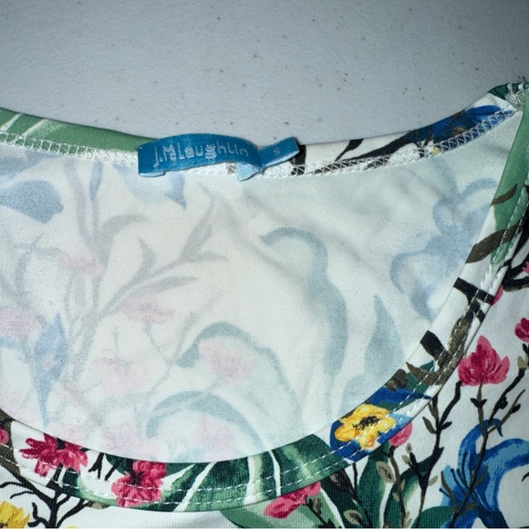 J. McLaughlin Signature Tee Catalina Cloth Top Floral  Nature Size Small - Picture 3 of 10